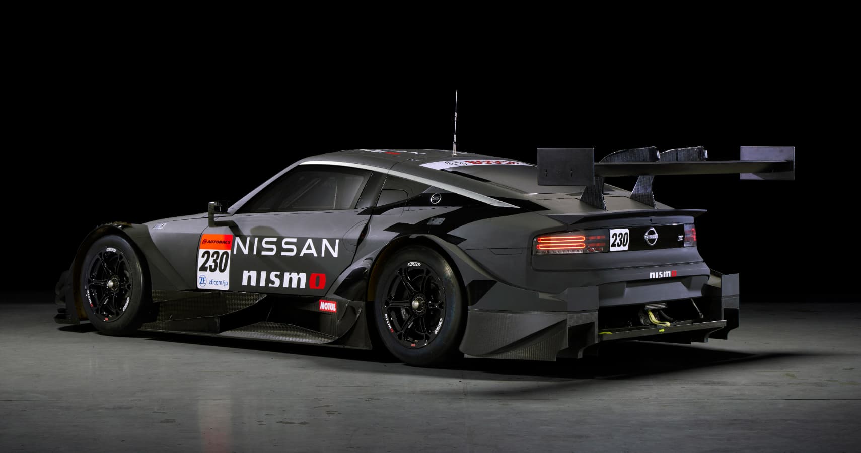 nissan-z-gt500-race-car