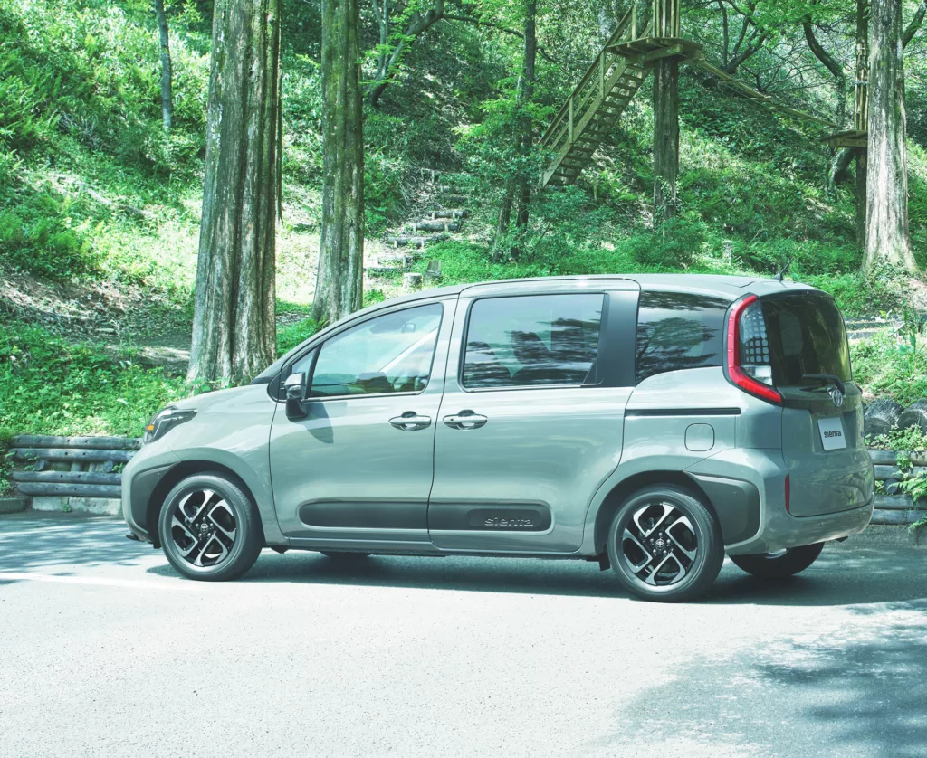 2023-toyota-sienta-review-overview