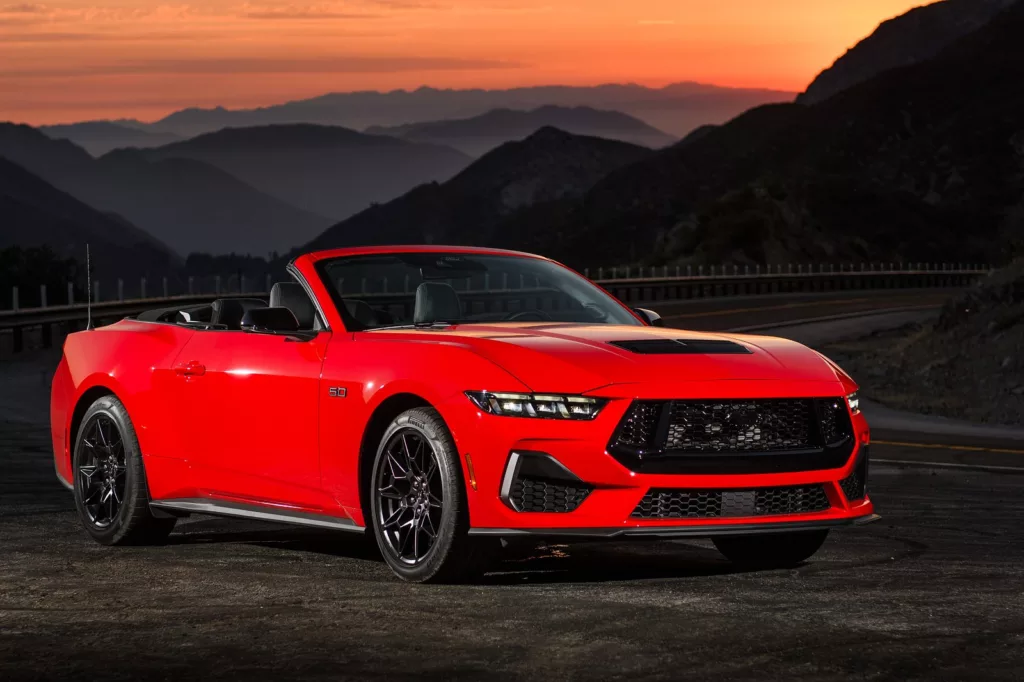 2024-ford-mustang-gt-convertible