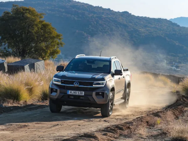 2025-volkswagen-amarok-phev-hybrid