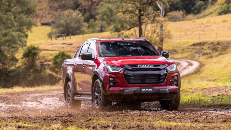 2025 Isuzu D-Max Electric Pickup Truck