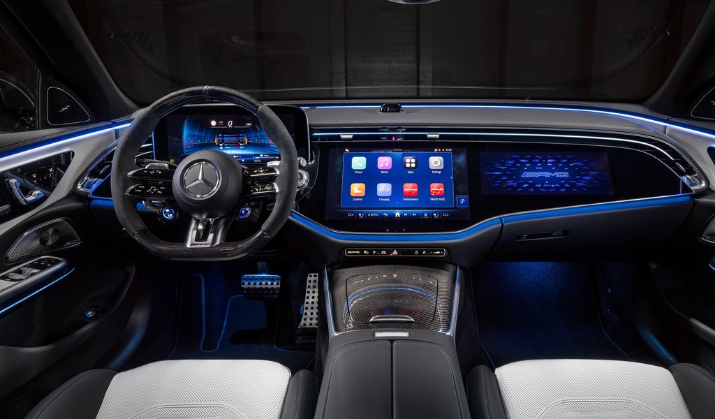 2025 Mercedes-AMG E53 Hybrid Interior