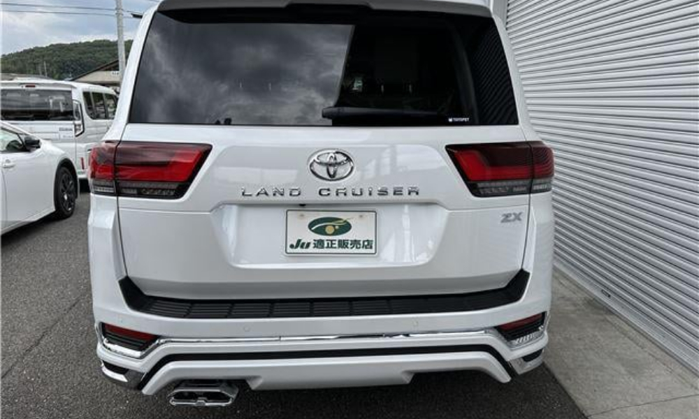 2024 Toyota Land Cruiser Exterior Rear View