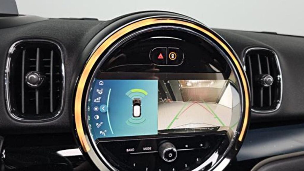 2024 Mini Countryman Infotainment System Screen