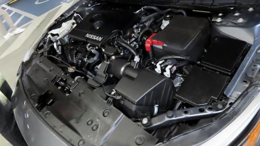 2025 Nissan Altima Engine Photo