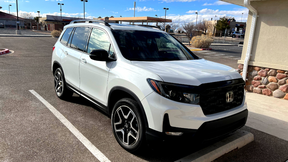 2026 Honda Passport Exterior Front Angle View