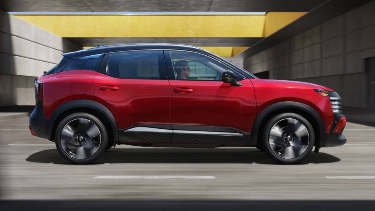 This Is What The Interior Of The 2025 Nissan Kicks Has To Offer