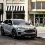 Honda HR-V Sport 2023 Honda HR-V Sport Front Angle View