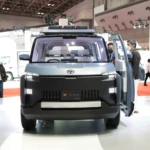 Toyota x-van gear concept front